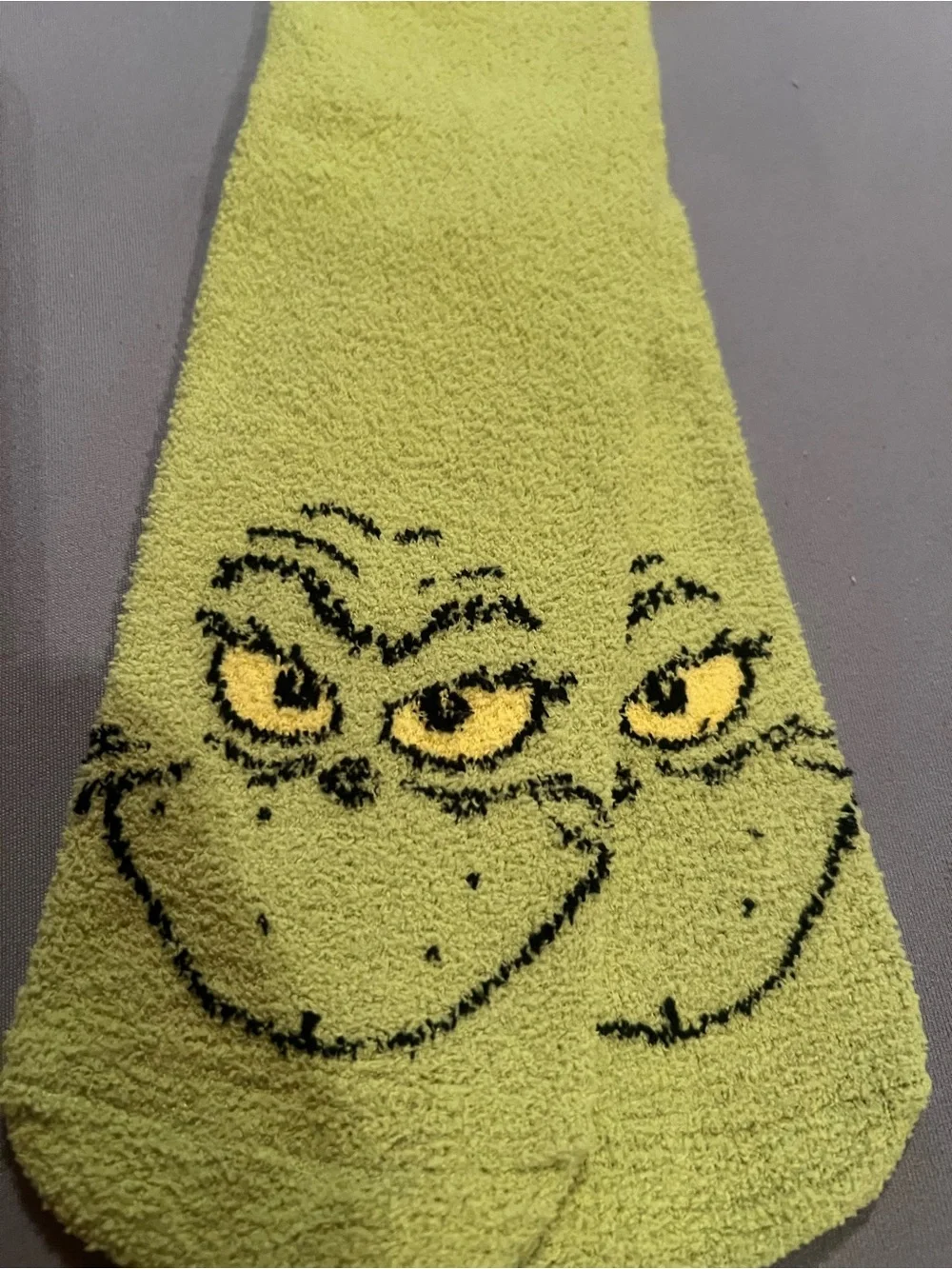 The Grinch Green & Black Adult Unisex Slipper Socks, One Size, new with tags